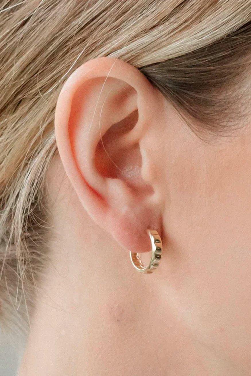 Aretes circulares dorados Juliet Aurel Ugga